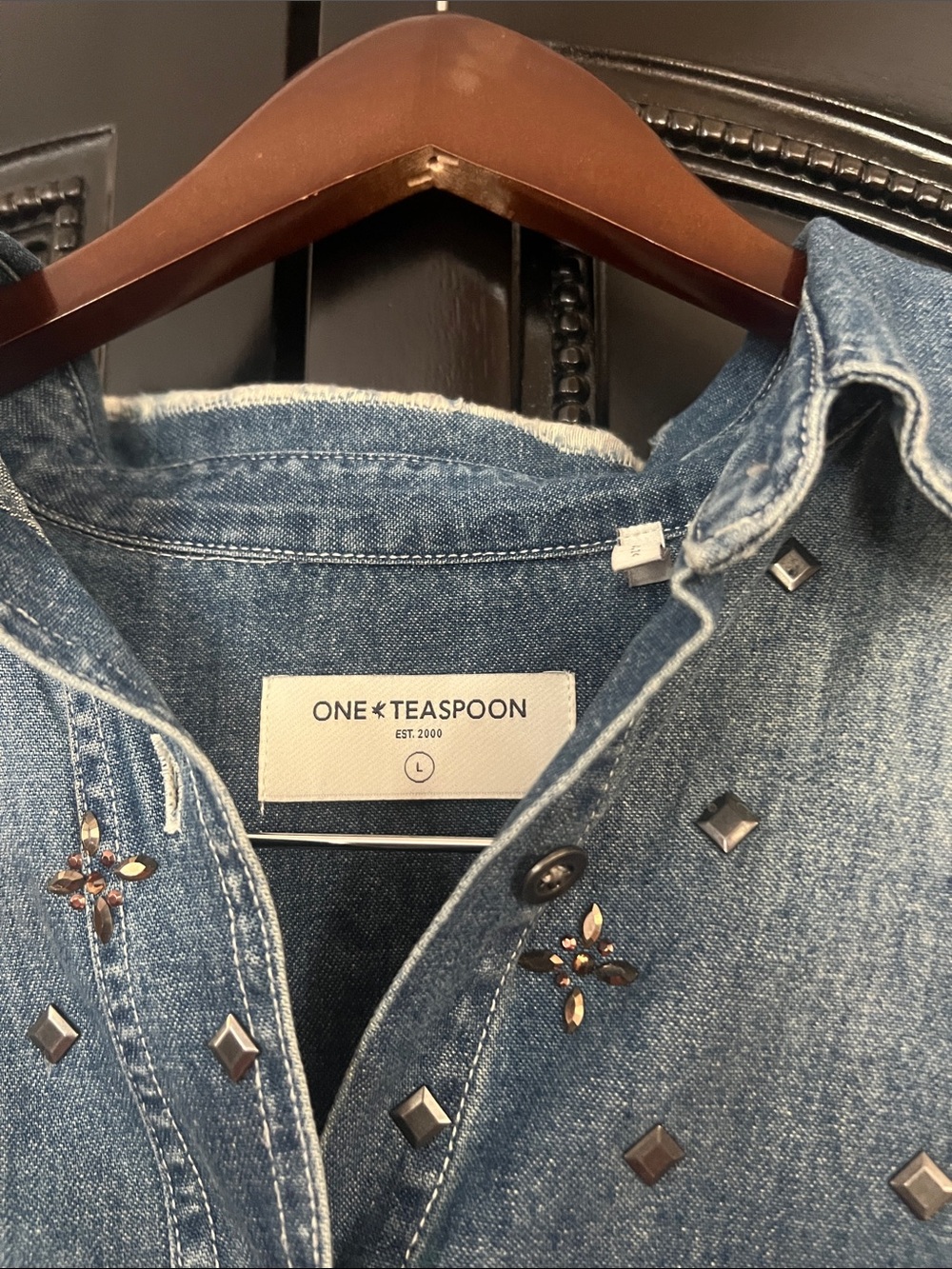 One Teaspoon Embellished Distressed Denim Shirt - Picture 2 of 4